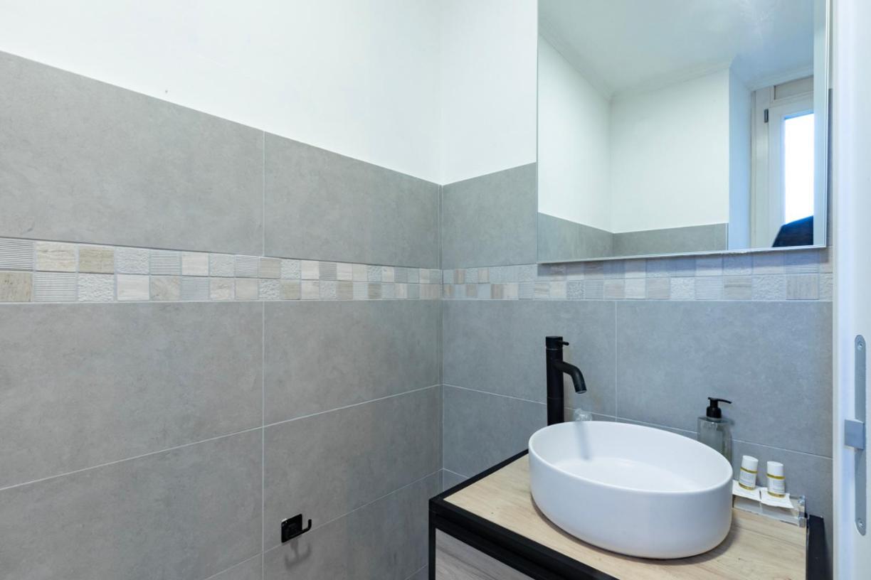 רומא Rdr Tortona Rooms מראה חיצוני תמונה